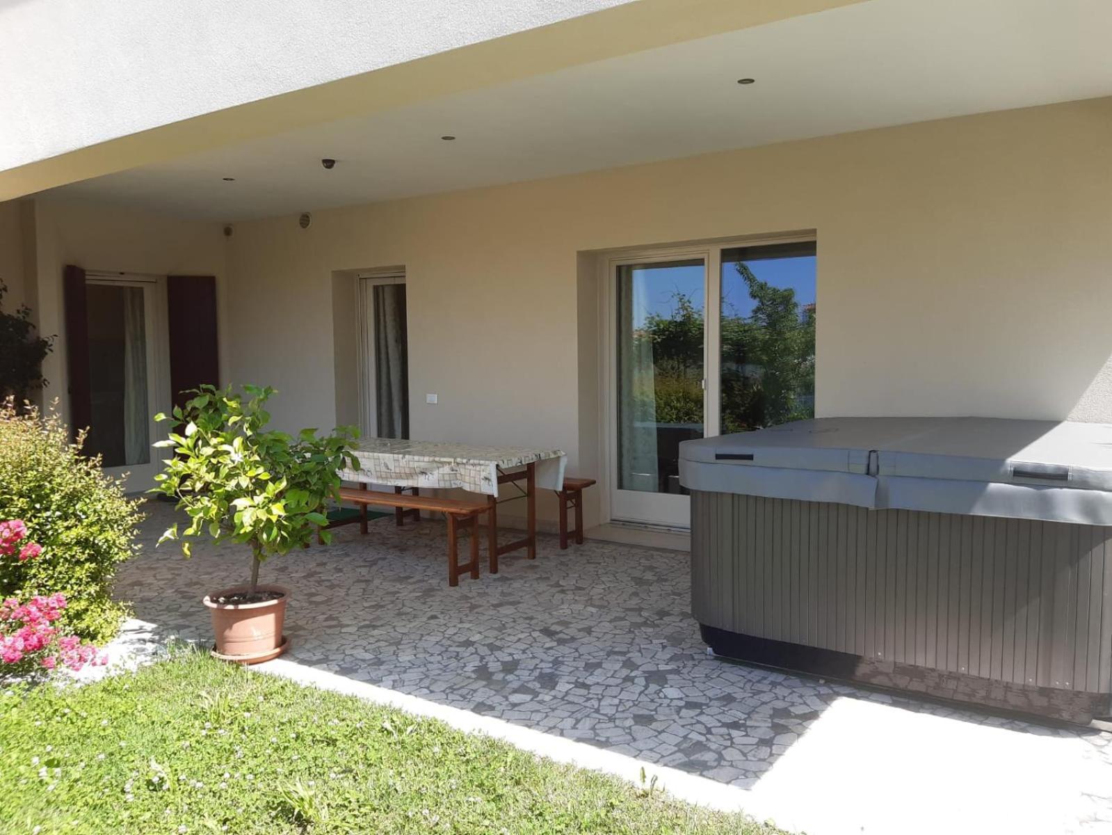Apartment Conte *